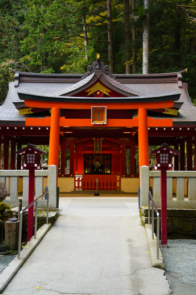 Hakone Shrine - Kuzuryu Shrine