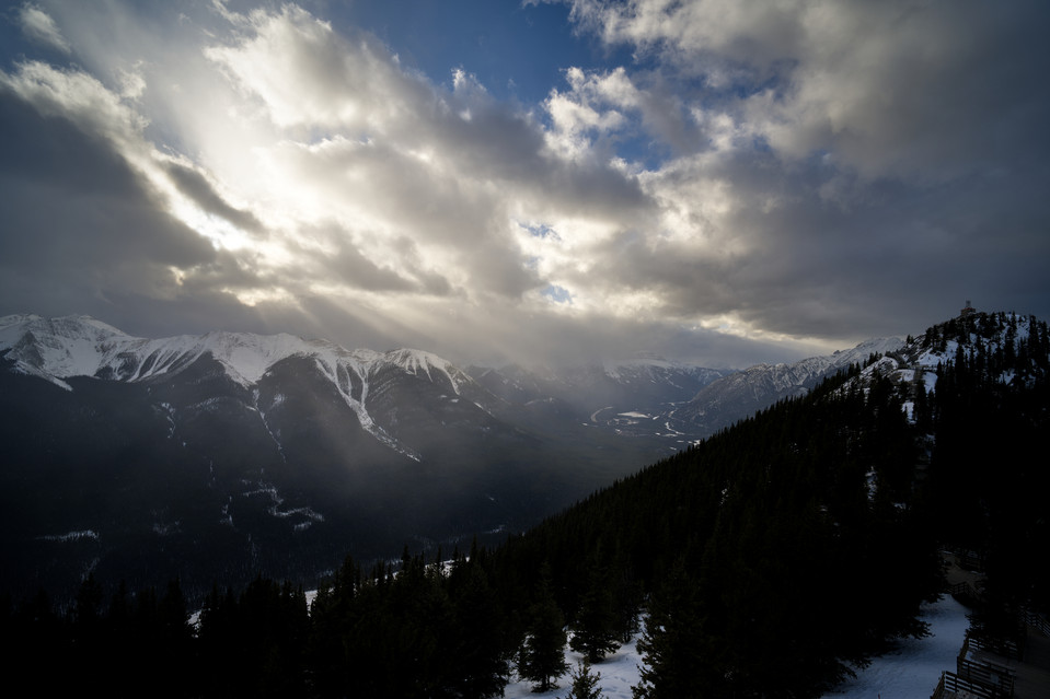 Sulphur Mountain - Sun Rays