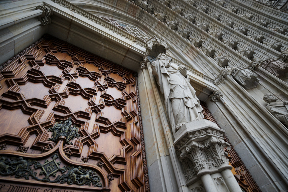 Barcelona Cathedral - Entrance