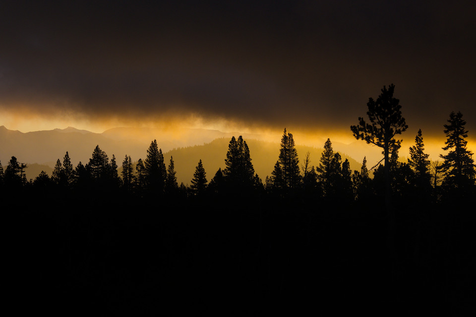 Mammoth Lakes - Cloudy Sunrise