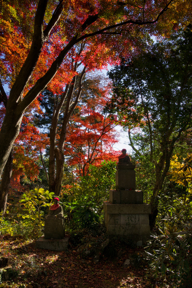 Takaosan - Statues Beneath the Leaves II