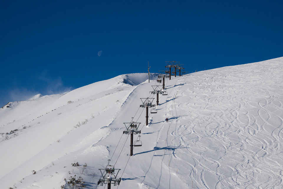 Iwatake - Moon over Mountains I