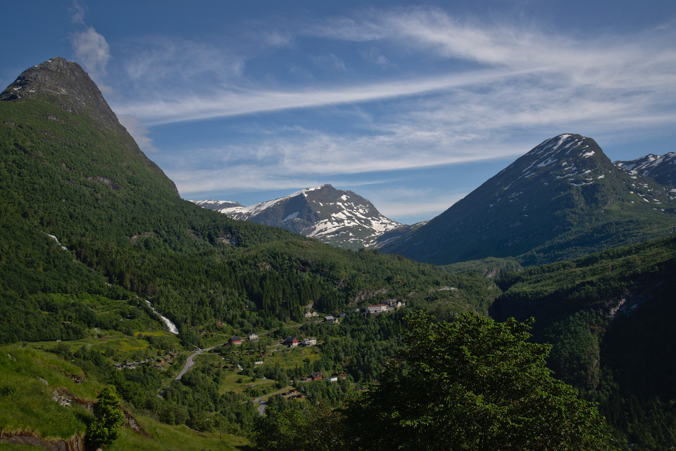 Geiranger - Between the Peaks