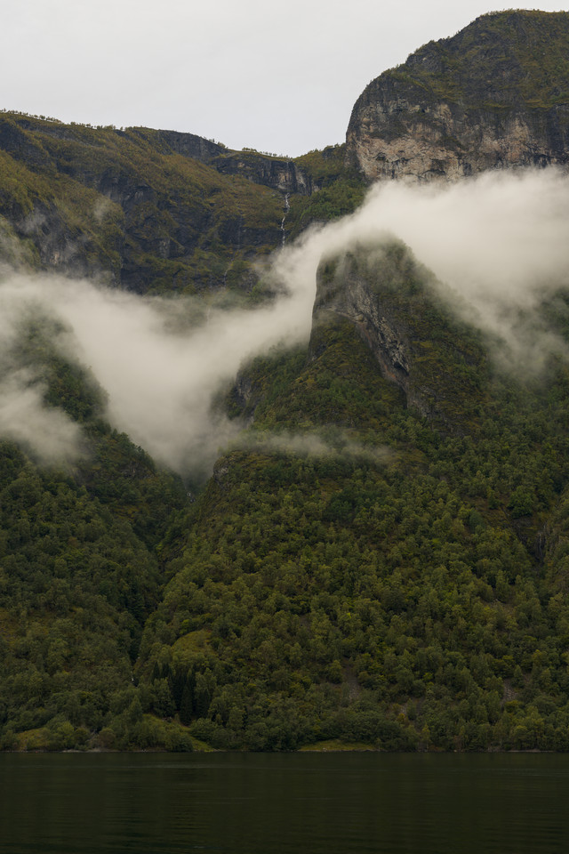 Naeroyfjord - Clouded Peaks