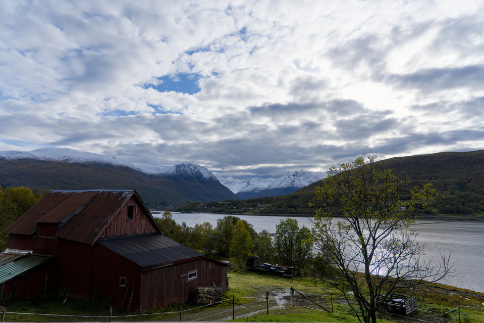 Lyngen - Old Barn