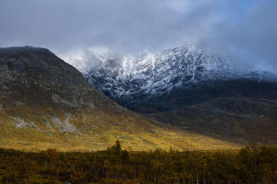 Nordfjordbotn - Snowy Autumn