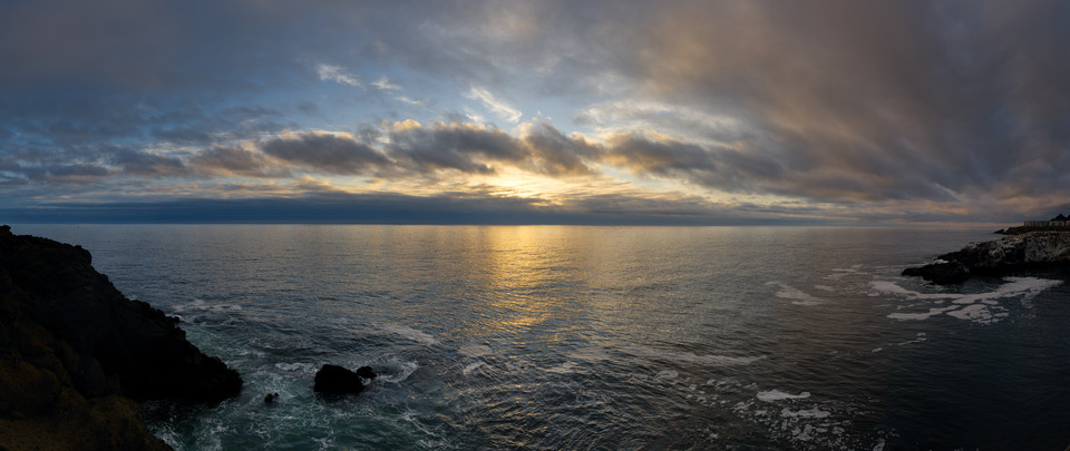 Depoe Bay   Pirate Cove Sunset Panorama thumb