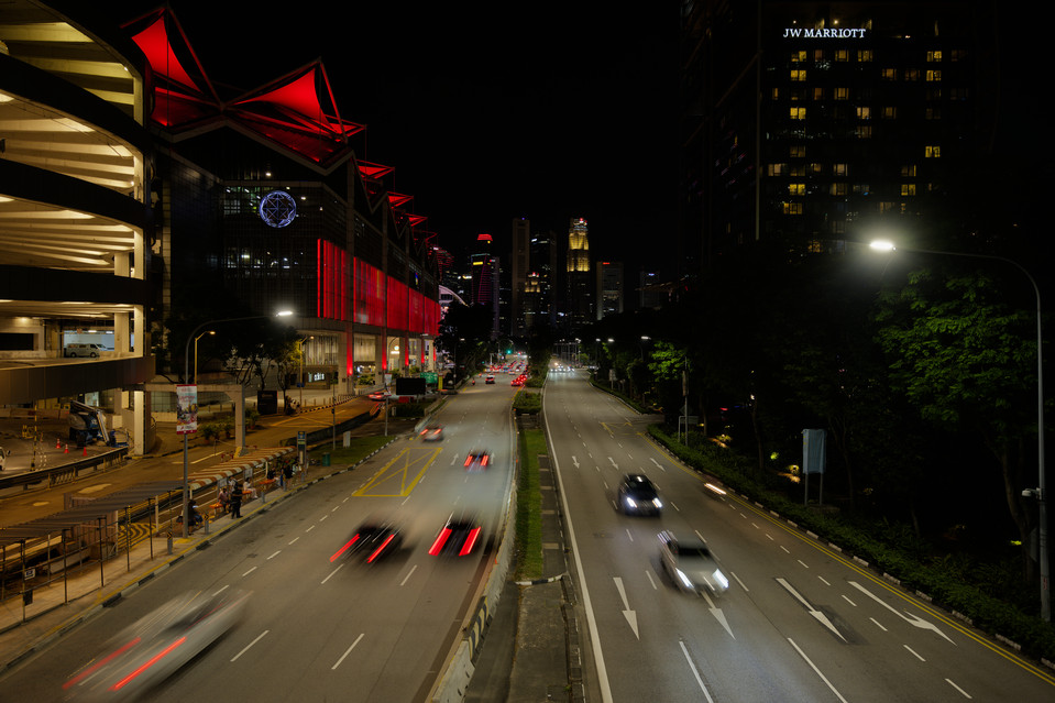 Suntec City - Overpass