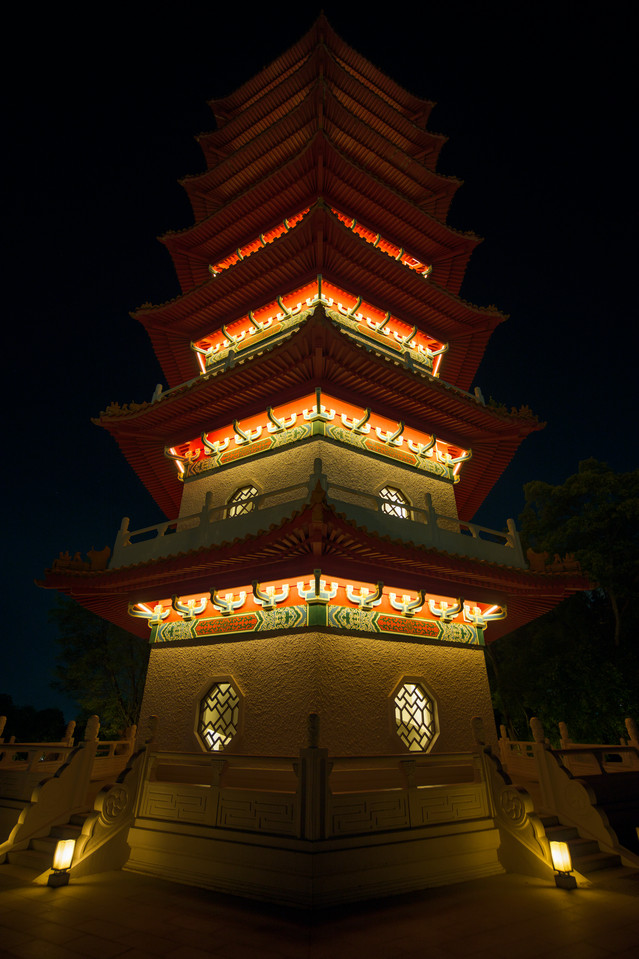 Jurong Lake Gardens - Cloud Pagoda Illumination