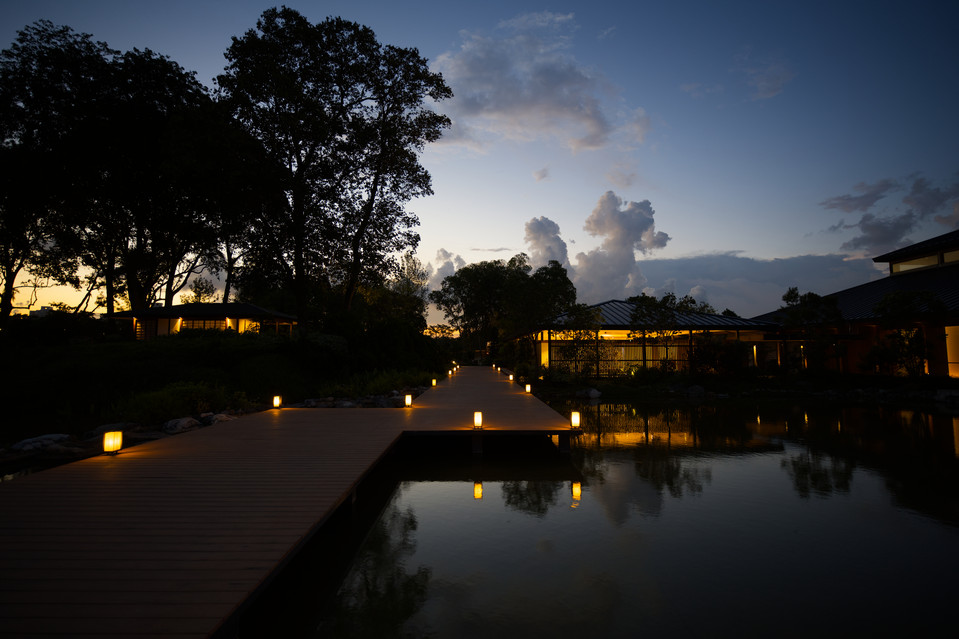 Jurong Lake Gardens - Japanese Garden Path I